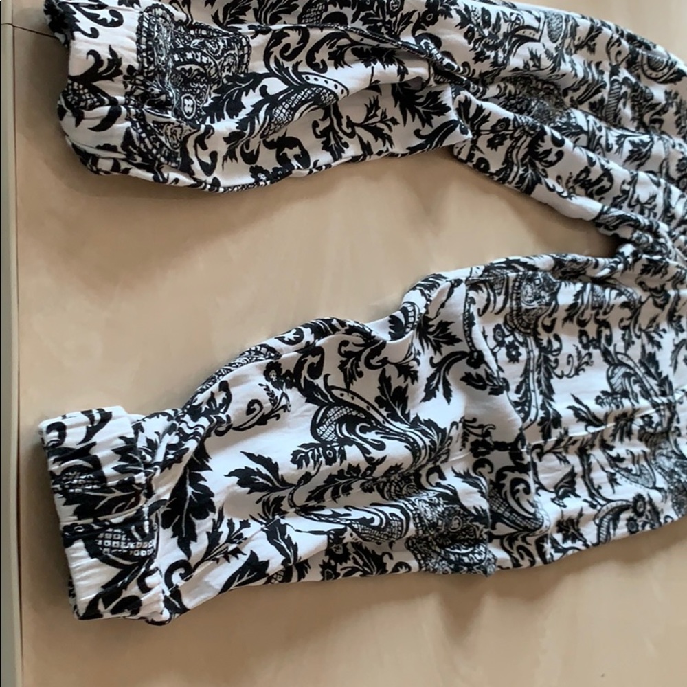 Woman pants - Picture 3 of 3